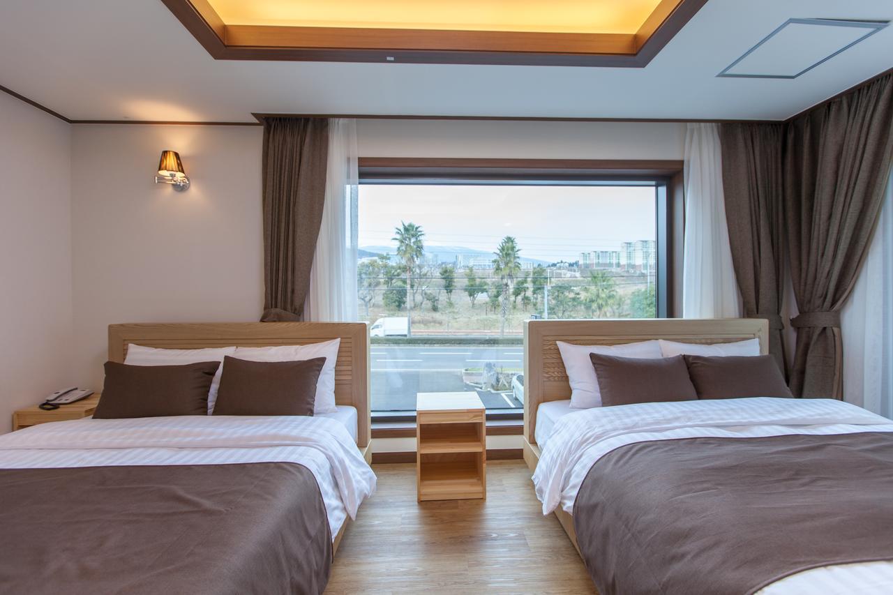 Fellisia Hotel Seogwipo Exterior photo